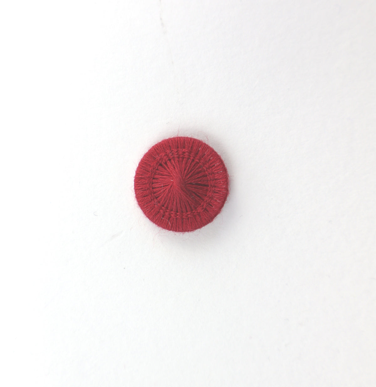 10 pieces dark red laundry buttons 15 mm