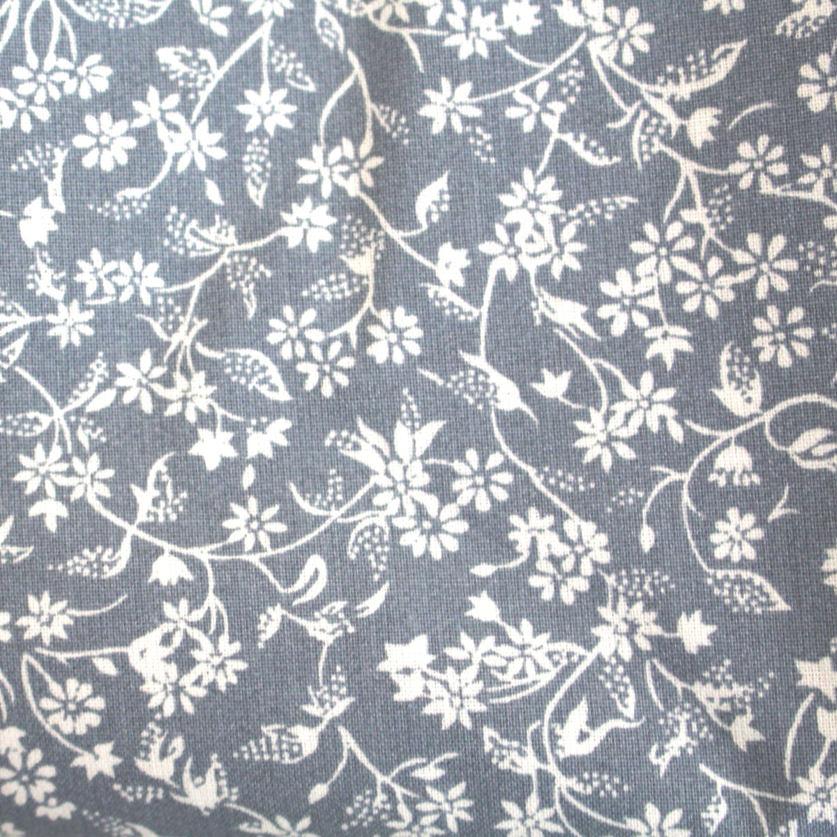 light blue Toile de Jouy